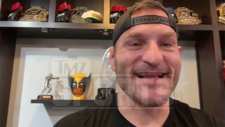 d2363690965549d2be027af464d0cbba_md 110824_stipe_miocic-kal