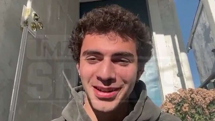 d6877c56a92c4fa3ae30120b496038cb_md 121624_guy_azulay_kal