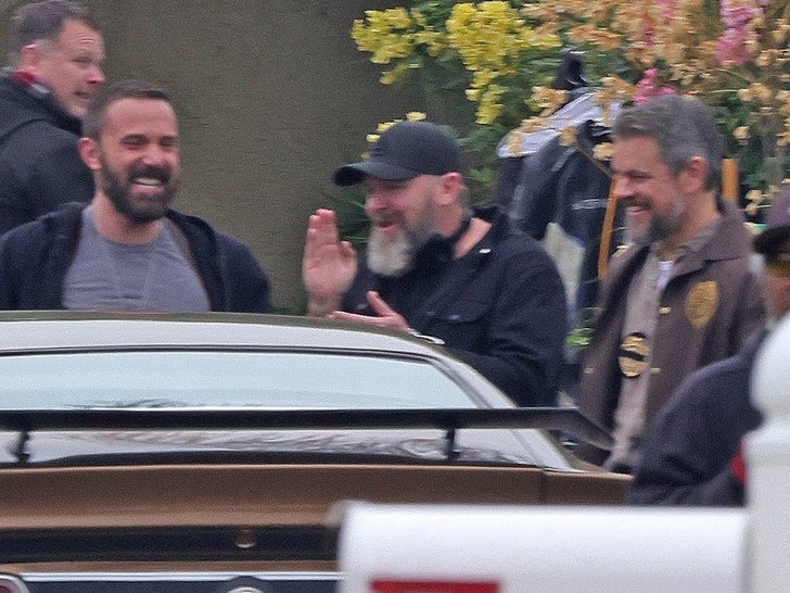 d90a4a86fabf43aba287d2253802c0d2_md 1126-Ben-Affleck-Matt-Damon-RIP-Set-Photos-primary-2