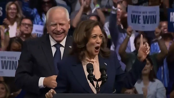 080724_kamala_coach_kal