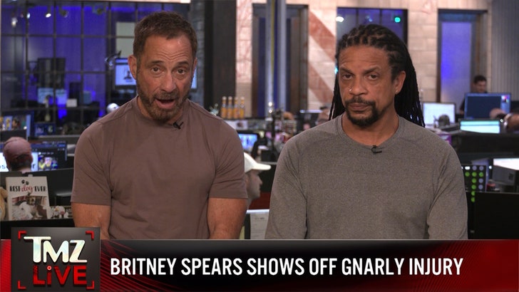 dc6dc1dd7db741d1ad06c4b32f5990e2_md 050324_tmz_live_britney_kal_v2