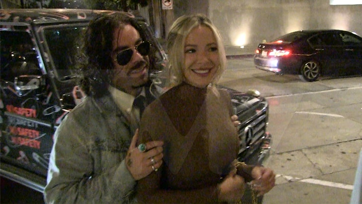 121824_mod_sun_brittany_wisniewski_kal