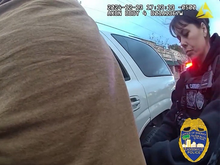 ddd5af34bb0046919b162662fd2e1d1a_md 012125-man-shot-in-leg-officer