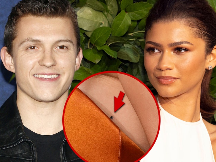 e384a9ba2f394e9ebd71afb973876707_md zendaya tom holland matching tattoos