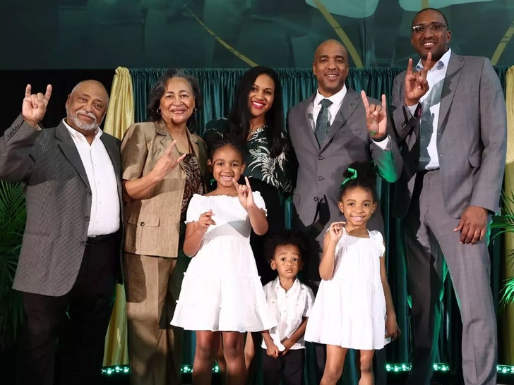 e6e790245eaf4cf5abbad5962d173a6a_md Abdur-Rahim