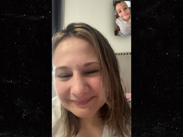 e6f2ccdb08b24dd5aa6634368b15bc9c_md gypsy rose luis