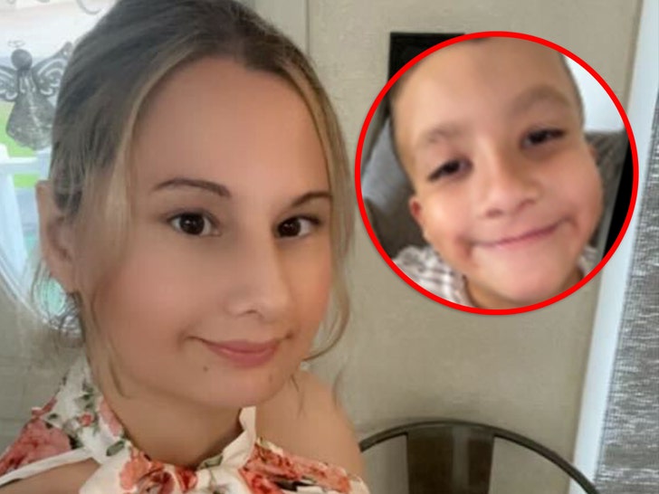 e75b50bb5ec94183b52e910a95bb5932_md gypsy rose luis