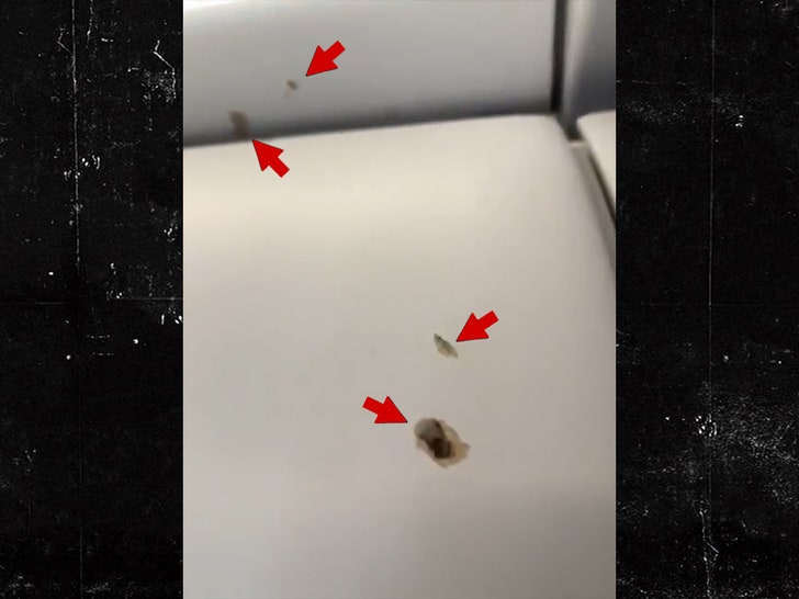 eab452dec16540c1970ec3b90e77bfa4_md 111124-airplane-gunshots-arrows-v2