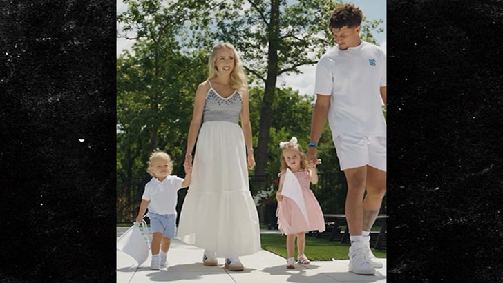 ec62c42e2f664f1b8e6cebc157cf491e_md-1 072024_patrick_mahomes-kal