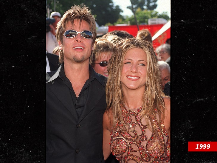 ee6db1d14791486f88501f7e2e96ccf5_md jennifer aniston and brad pitt