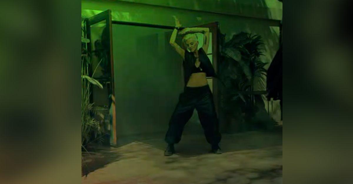 Photo of Eliza Coupe