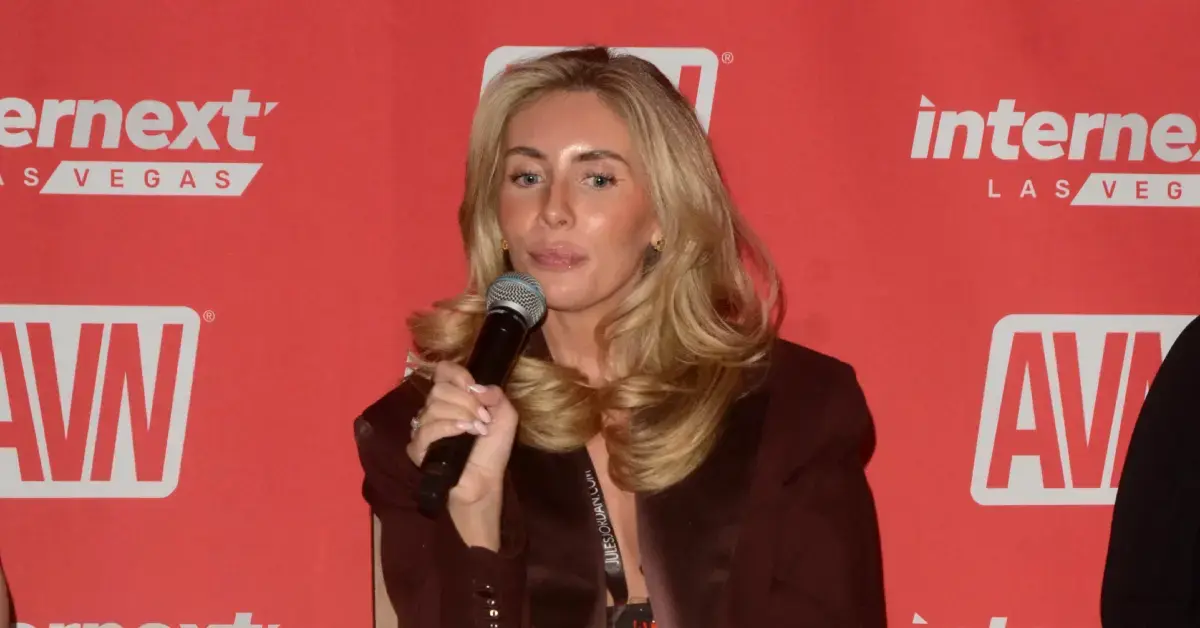 exclusive-bonnie-blue-desperate-to-get-married-for-second-time-but-is-gripped-with-fear-over-dating-after-her-mass-orgy-stunts-mega1-1762365520625 Photo of Bonnie Blue