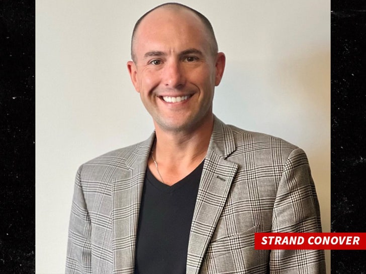 f22b5df4392b43959f4a3cdb6d3feb21_md Strand Conover wme