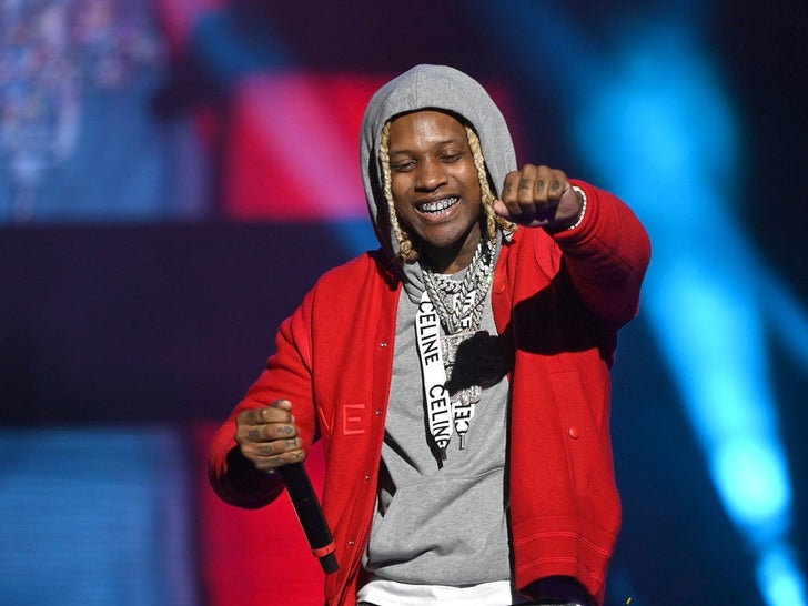 f65b9f05d1bb458a8da93db2757a94b6_md Lil Durk Performance Photos