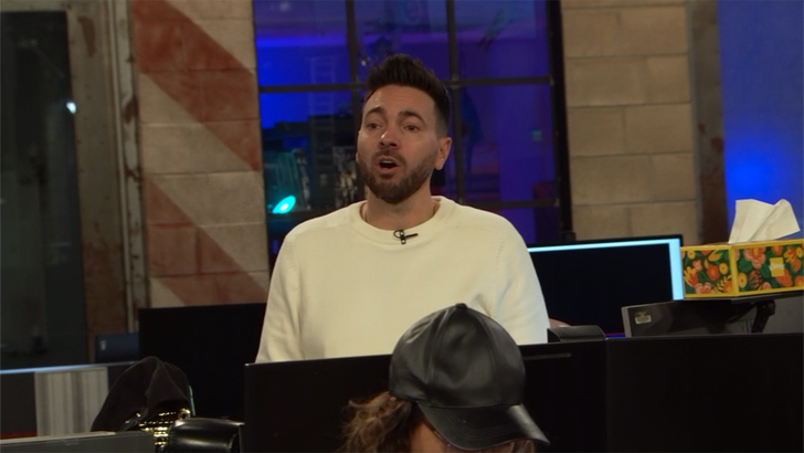 f6b6bdd6c0c94e09a40fd44844753330_md kayla