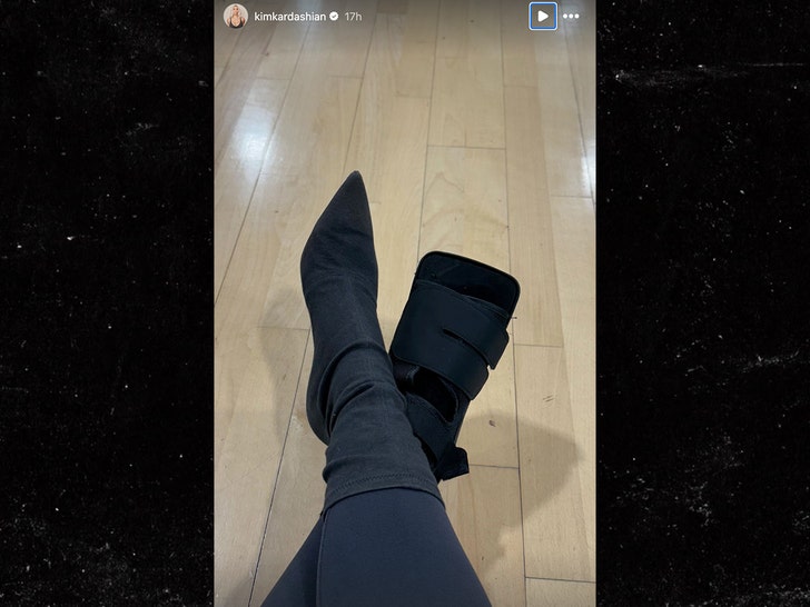 f775cb9f60674316b36bf98cf4196f92_md-1 Kim Kardashian Refuses to Give Up Heels Even With Broken Foot