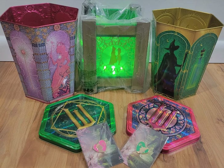 f8f86ce2440b44a9856617abf9a711a7_md 1122-Wicked-Merch-SUB-1