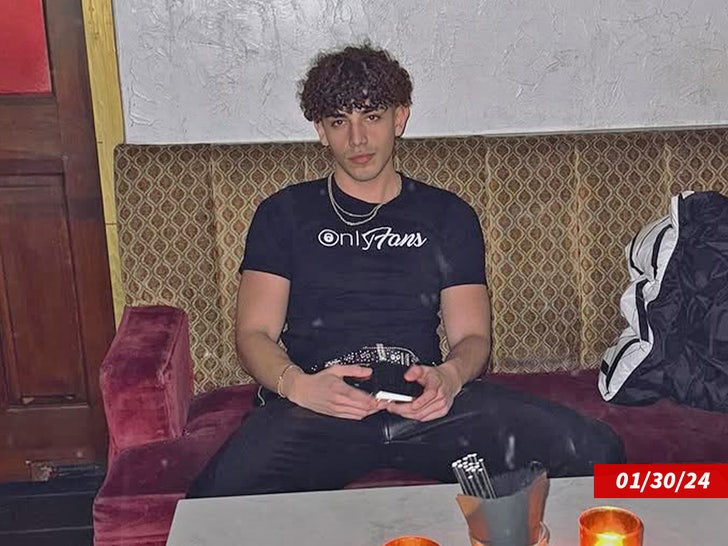 fbffd2b011764a55b4fe4be5bf5f70f1_md julian barboza