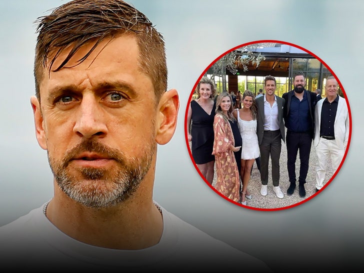 fd98bdb5205c4beda23907bf72b1f8cb_md @thelukerodgers composite