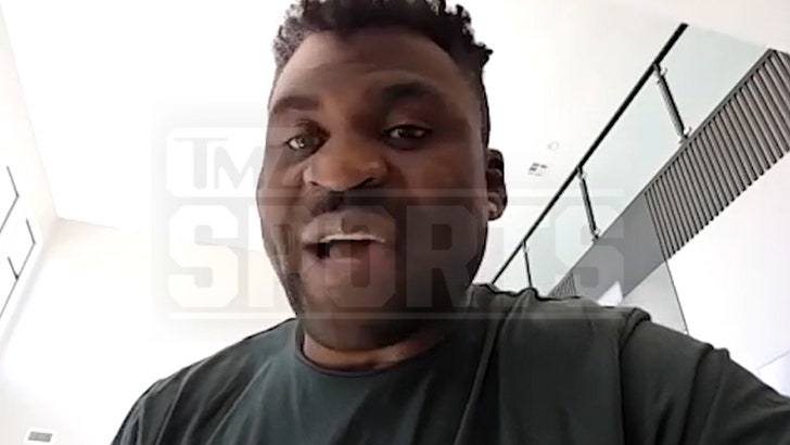 fed7ba058a3b402695f846a423480862_md 111824_francis_ngannou_tyson_kal