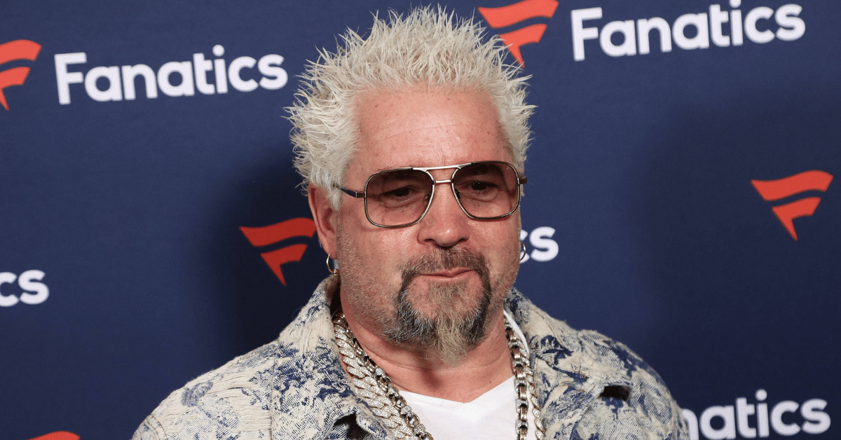 guy-fieri-emergency-surgery-quad-muscle-freak-accident-while-filming-1-1764176244335 Photo of Guy Fieri