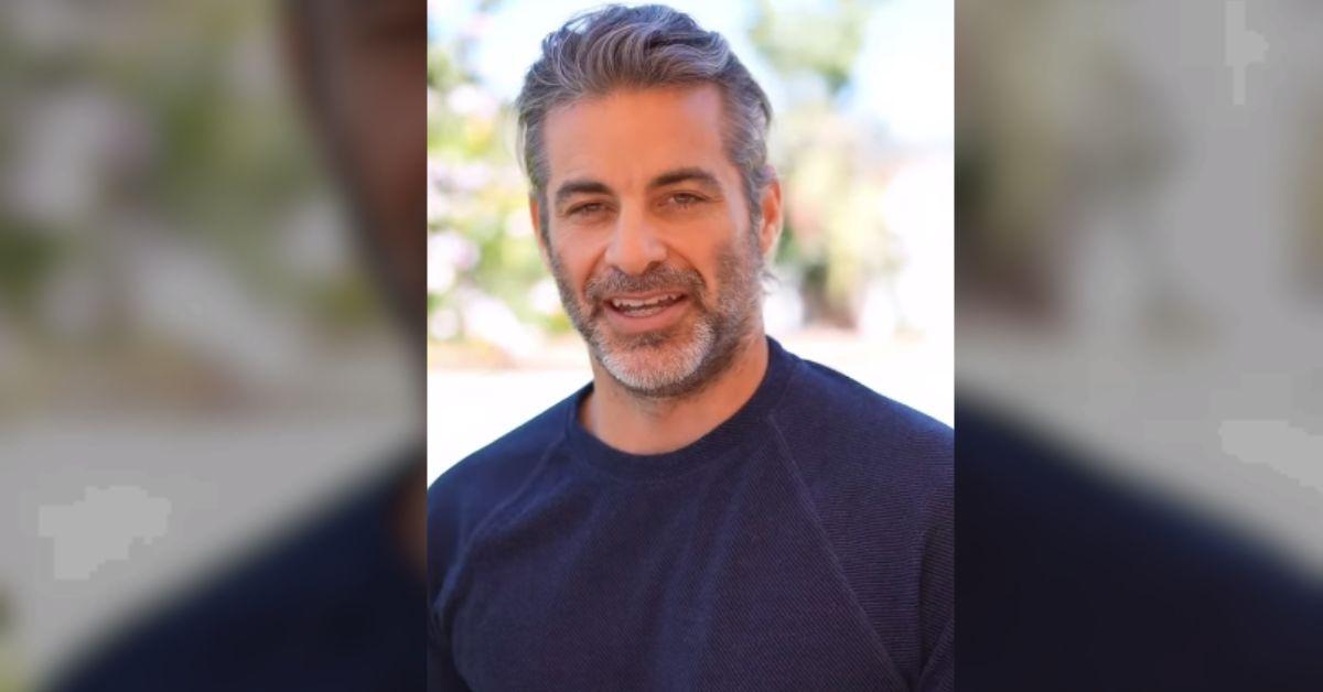 jennifer-aniston-destination-wedding-hypnotist-jim-curtis-2-1760948196201 Sources said Curtis' Greek roots inspired Aniston's dream wedding destination.