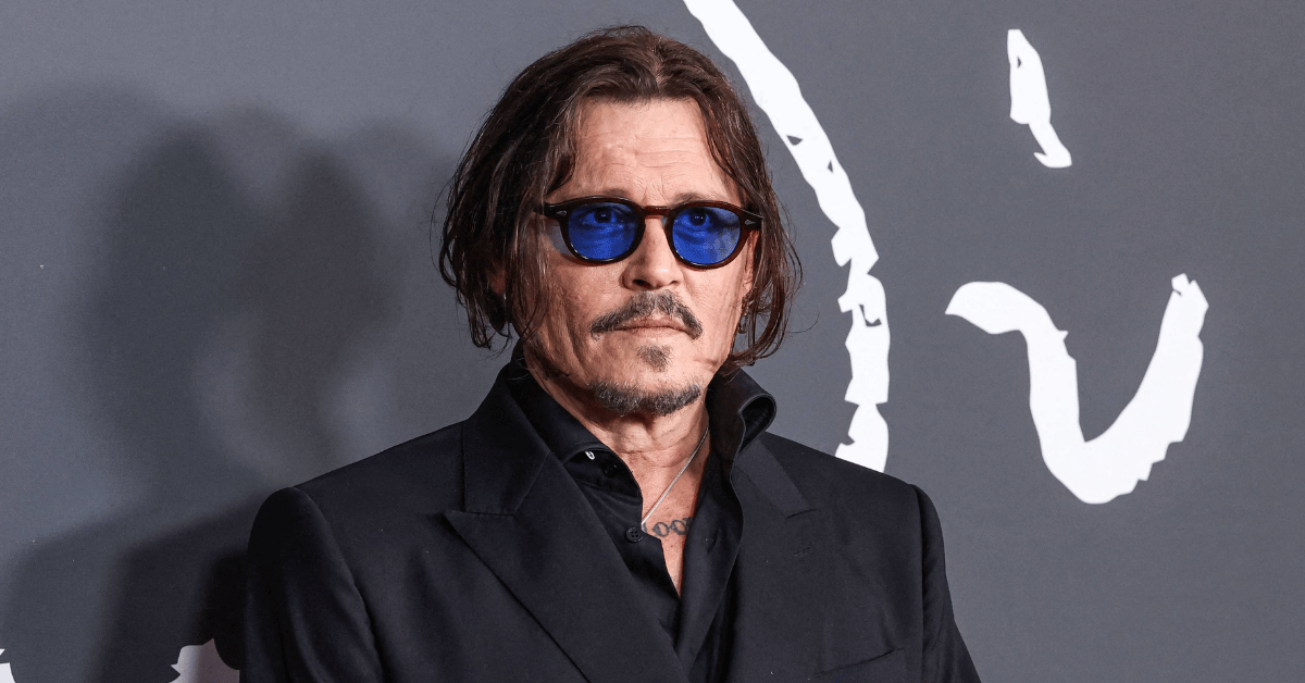 johnny-depp-unrecognizable-gray-hair-day-drinker-movie-1762466507715 Photo of Johnny Depp