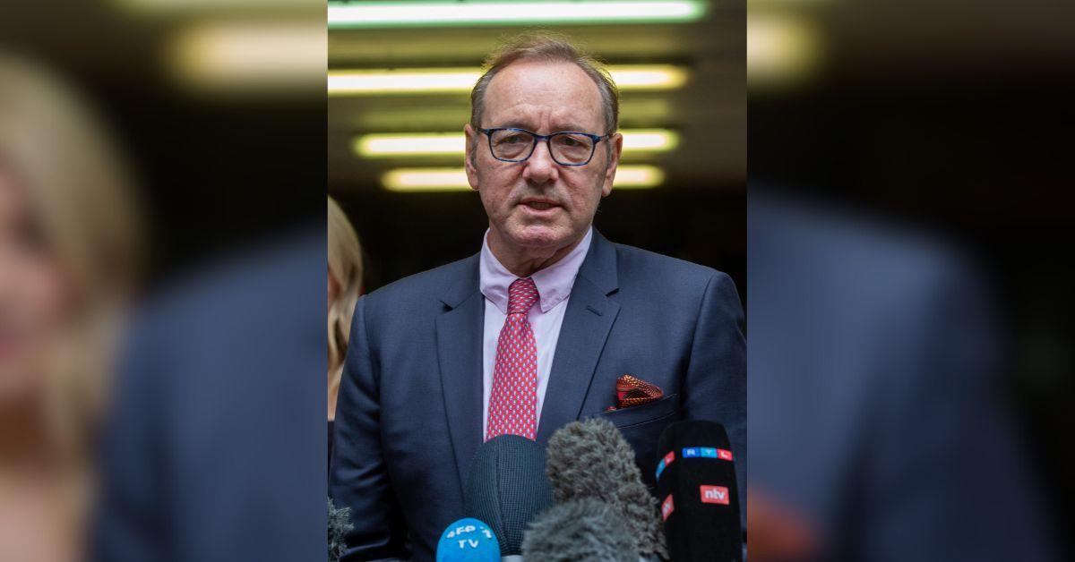 kevin-spacey-homeless-1763596643587 Photo of Kevin Spacey