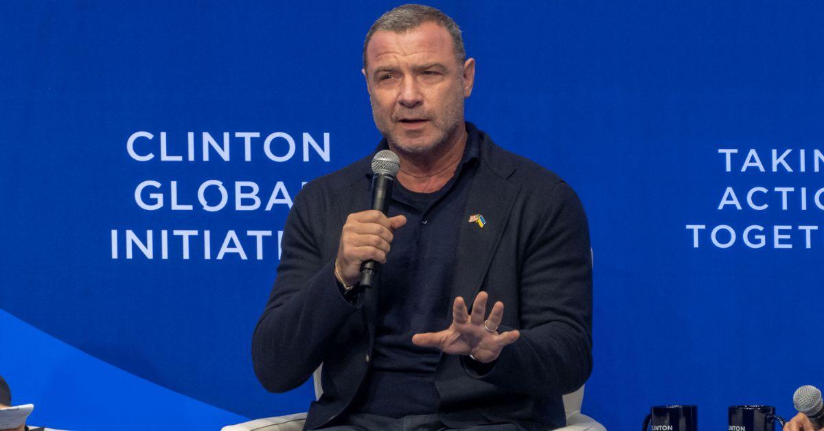 liev-schreiber-hospital-3-1763423123692 Photo of Liev Schreiber