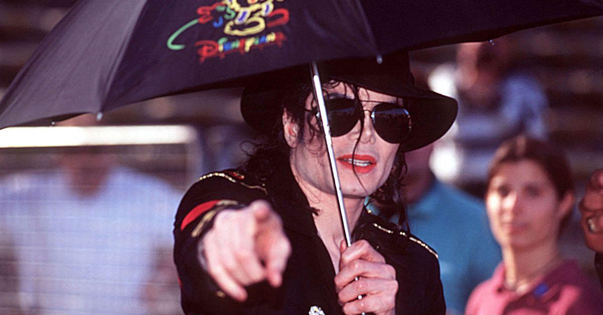 michael-jacksons-biopic-expected-to-earn-one-billion-at-box-office-5-1758804336420 Photo of Michael Jackson