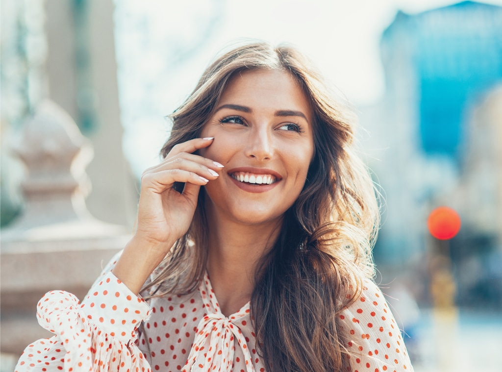 E! Insider Shop, Teeth Color Corrector
