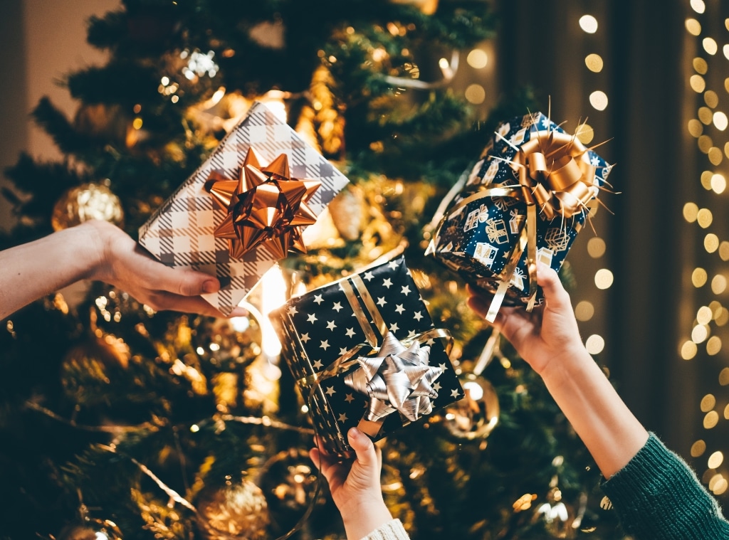 Shop Amazon Gifts Under $25