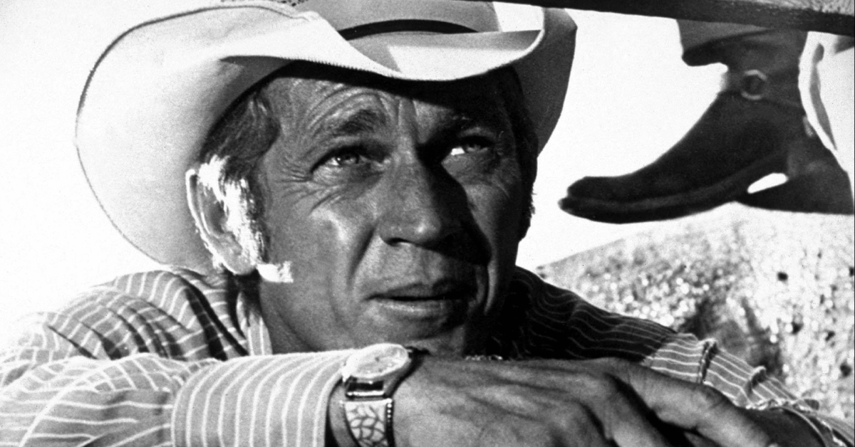 steve-mcqueen-jackson-pollock-painting-lawsuit-granddaughter-molly-6-1762538248016 Photo of Steve McQueen