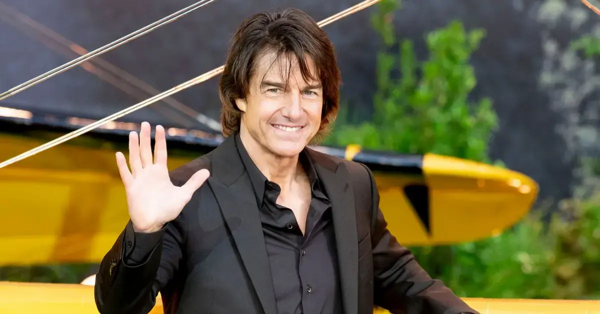 tom-cruise-offering-harsh-advice-breakup-1762365313983 Photo of Tom Cruise