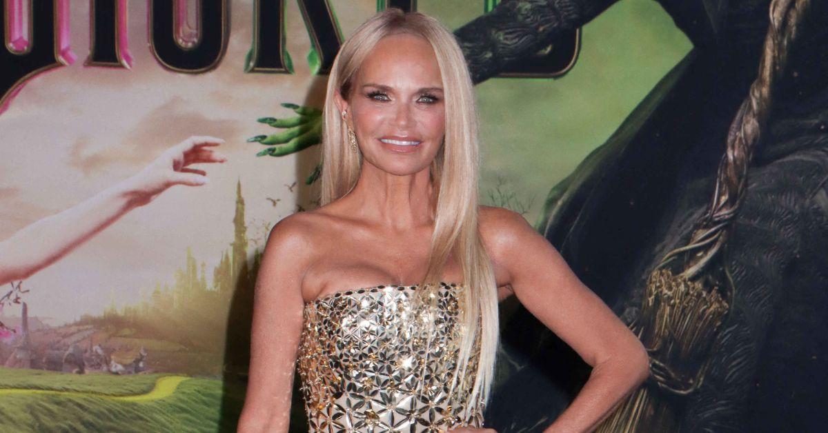 white-house-renovation-scandal-corporate-donations-1762210974289 Photo of Kristin Chenoweth