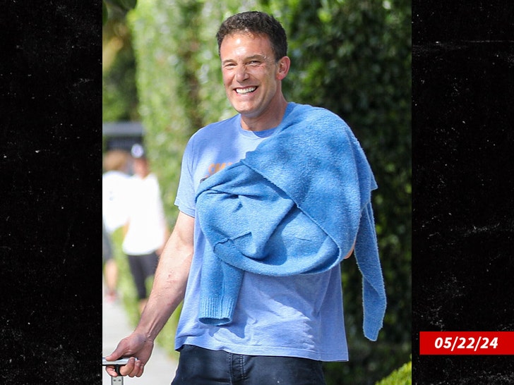 ben affleck all smiles