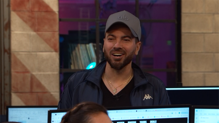 070224_tv_clips_hawk_tuah_girl_rumors.01_00_16_24.Still001