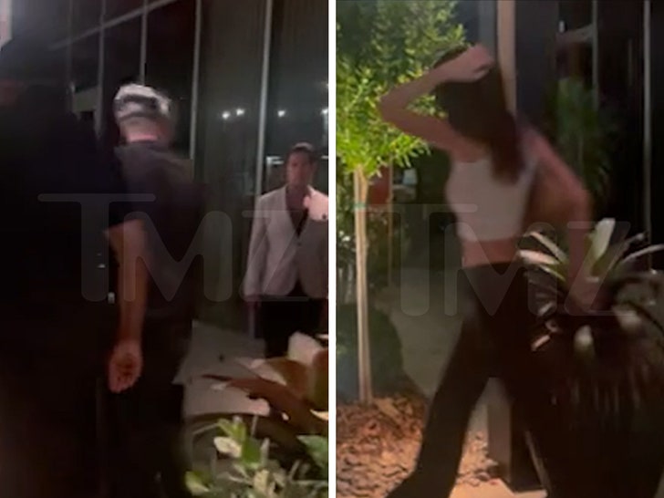 0a1ced0979034494a72ec4e4abb40b7d_md 052524_bad_bunny_kendall-primary