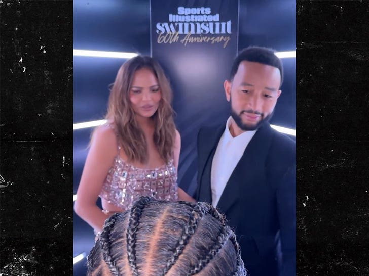 0c3921f448414e3f952e08fa615671c0_md 051724-john-legend-chrissy-teigen-3