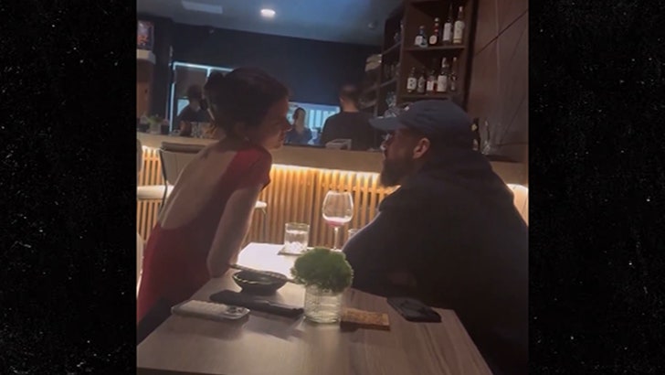 061124_kendall_jenner-kal