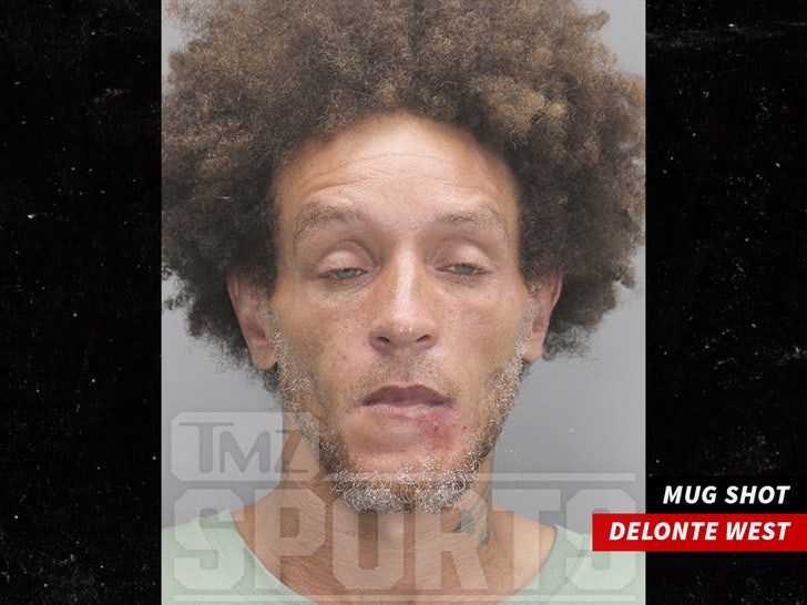 1347344cb4c74470888d55e77a3a7f0a_md Delonte West mug shot
