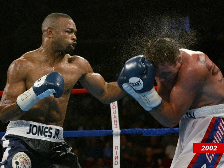 13bcd0c217f24377a1b448faee802052_md 0624 roy jones jr. 2002 sub getty
