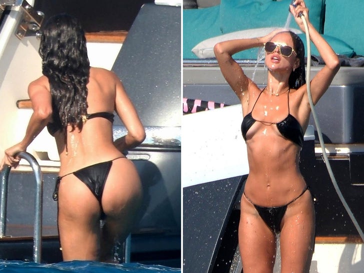 0717-Naomi-Campbell-On-A-Yacht-In-A-Bikini-With-Michelle-Rodriguez-and-Eiza-Gonzalwz-photos-primary-2