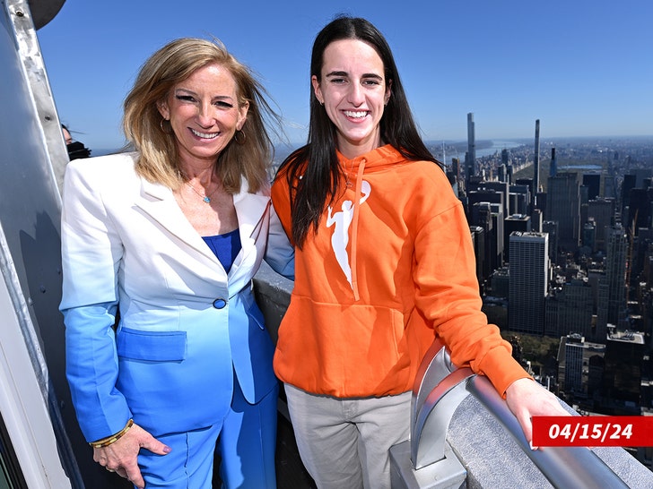 1be1f7727be249cf84574b074f33071f_md Cathy Engelbert caitlin clark