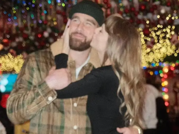 Taylor Swift And Travis Kelce Together