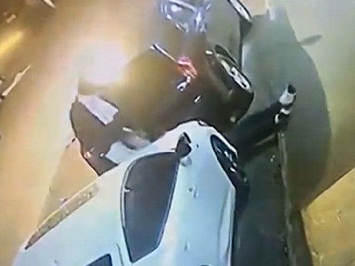 201bc474ea19452ea5c0d4c1c7f4a561_md 050924-woman-strangled-car-primary