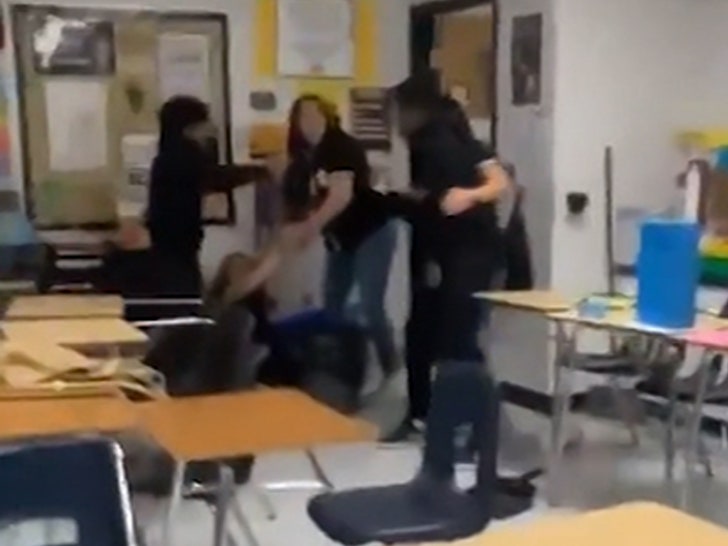 2093cd5dc7724bc6a4e340c3e89c56b4_md 052324-teacher-fight-ground-primary