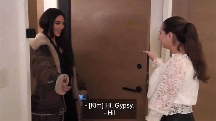 2a386a6fc734483785f551dc75850f05_md 052324_kim_kardashian_gypsy_rose-kal