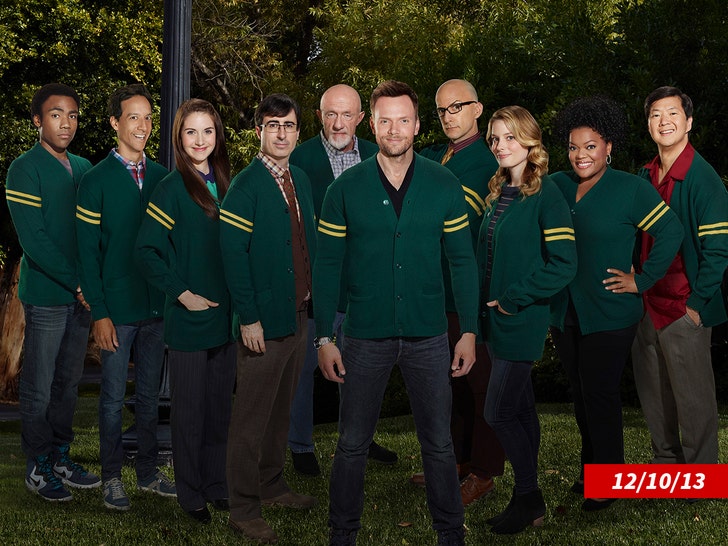 3058db42f79746b1a67368aca3fc548b_md 0510 community cast getty