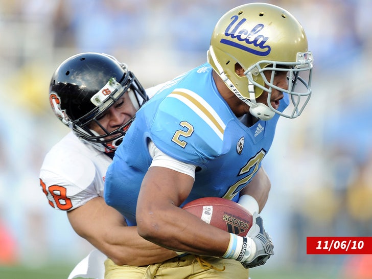 375804a62dd64935906249e841f28fa7_md anthony barr sub 2